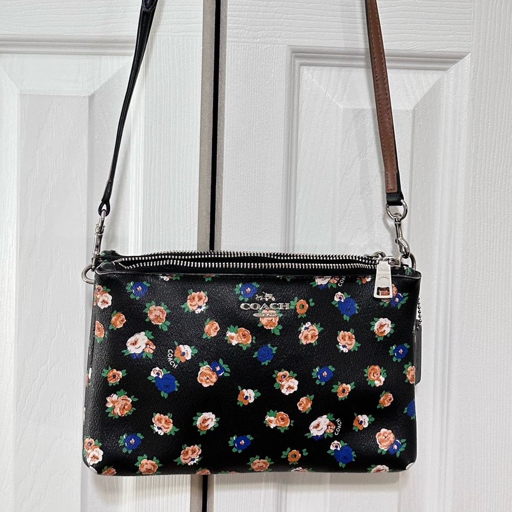 Leather crossbody sling purse.